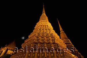 Asia Images Group - NIght shot of Wat Pho temple, Thailand